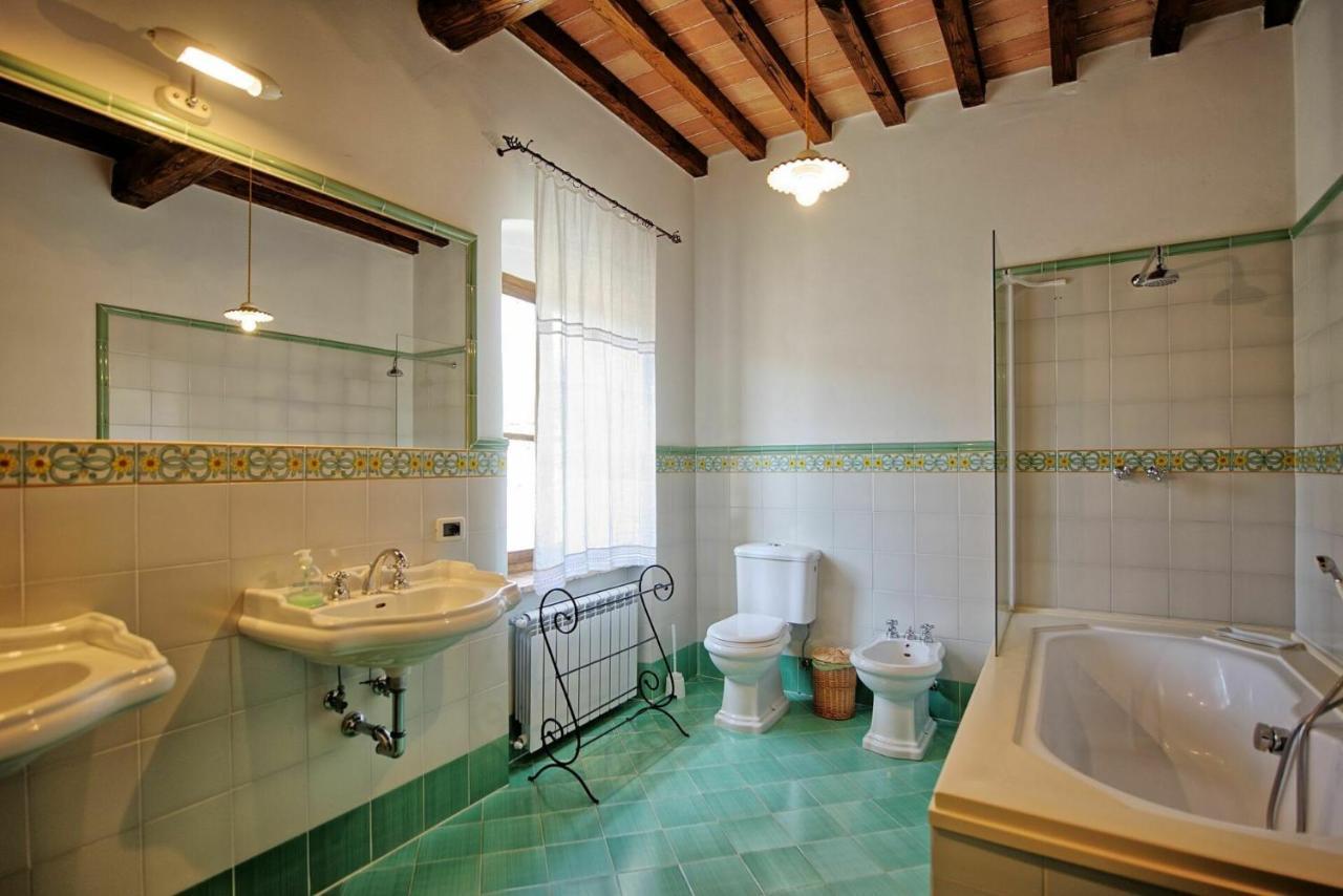 Villa Capolona By Posarellivillas Calbenzano Екстериор снимка